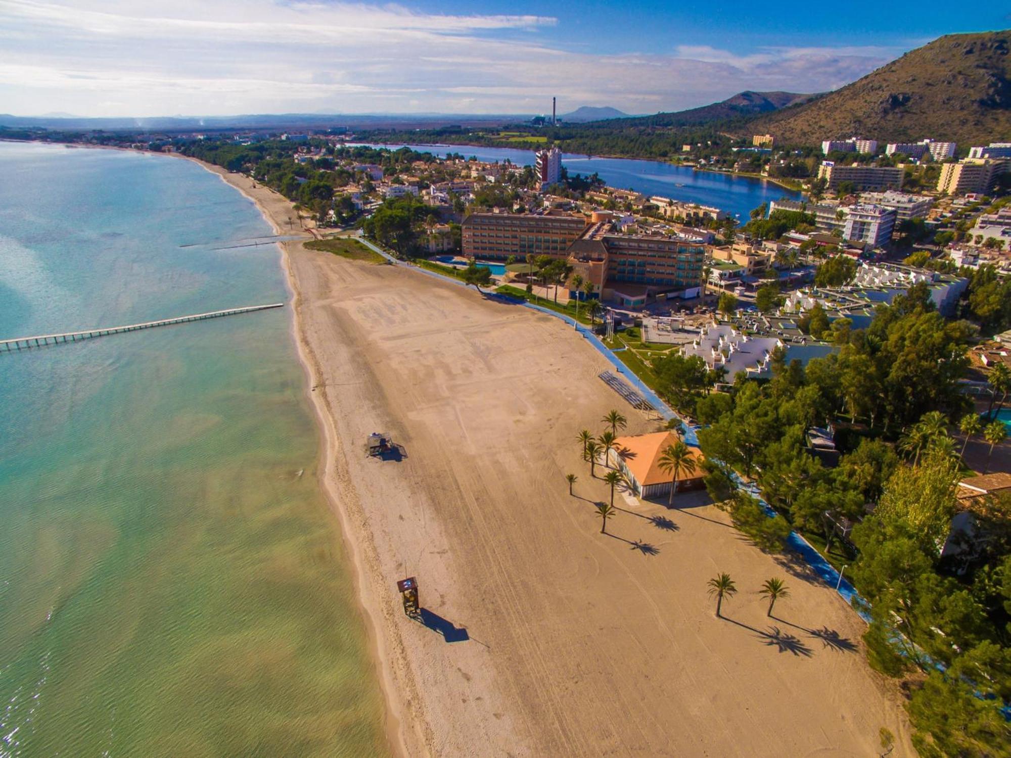 Near Puerto De Alcudia Ferienhaus